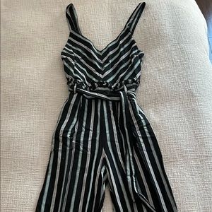 Women’s Jumpsuit, Cropped, Size medium